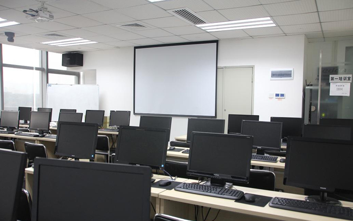 多媒體教學系統